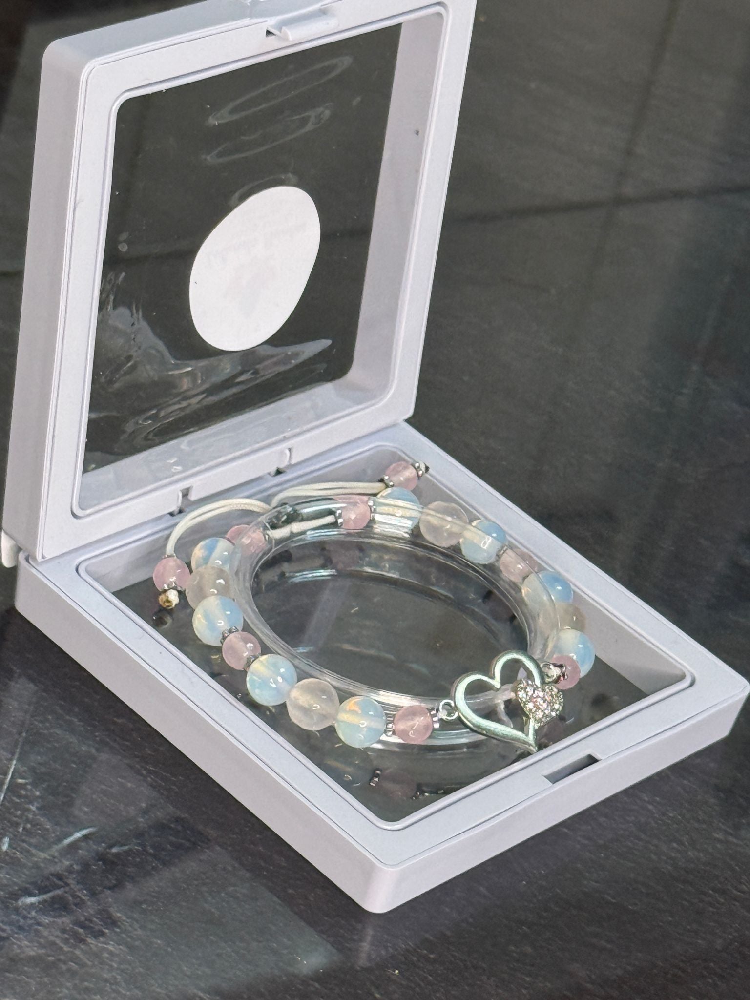 ✨ Eternal Love                               🩷 Serene Heart YourLoveEnergies