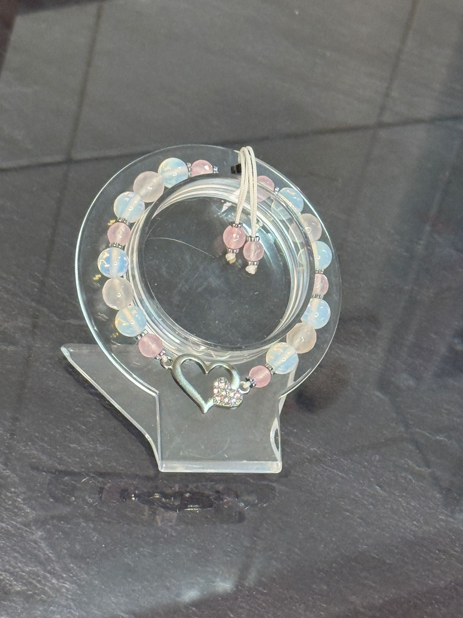 ✨ Eternal Love                               🩷 Serene Heart YourLoveEnergies